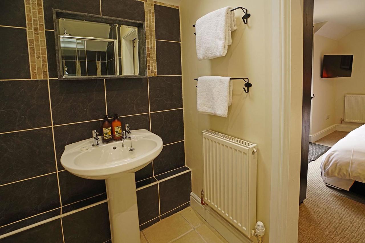Greyhound Hever エデンブリッジ 部屋 写真